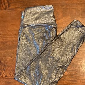 Victoria’s Secret knockout High Shine leggings